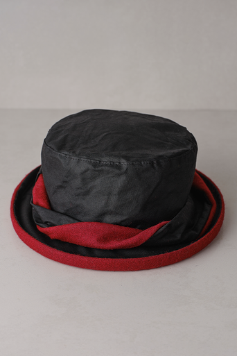 Wax Twist Hat