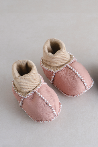 Sheepskin Baby Booties in Baby Pink
